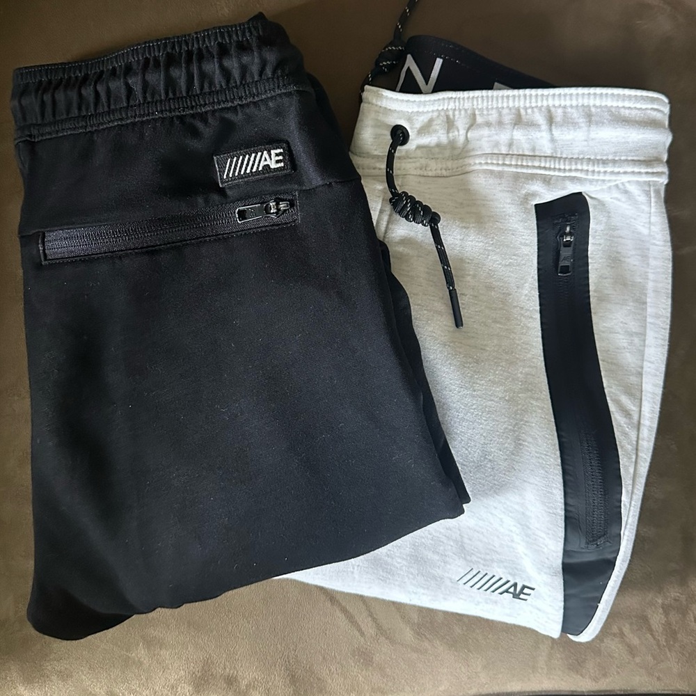 AE Joggers/ XS